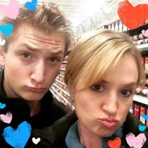 Meet your Posher, Andrea